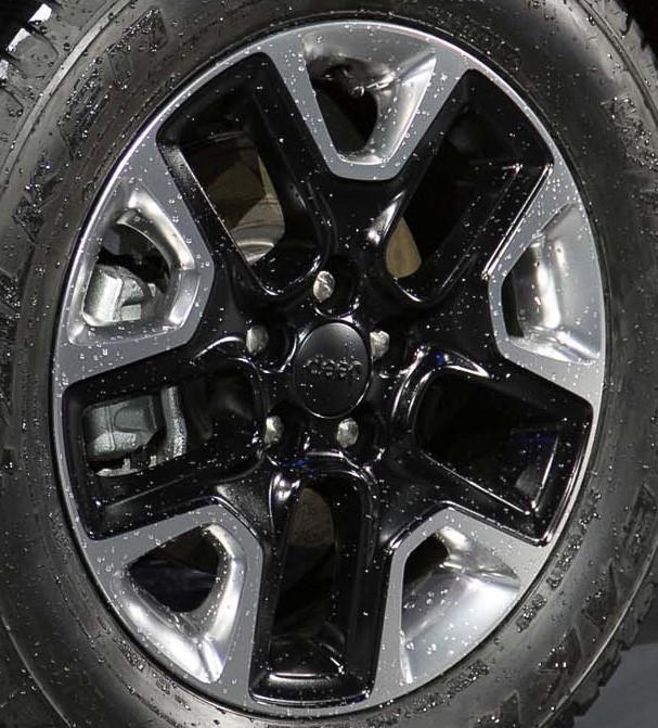 WCC4012 JEEP COMPASS LIMITED 18x7 Slotted Contoured 5 Star - Wheel ...